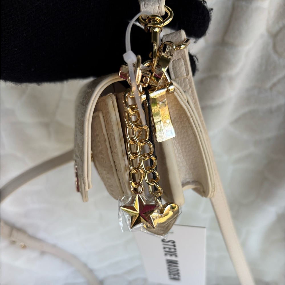 Steve Madden Vanilla Mini Crossbody with Gold Heart & Star Charm - Picture 13 of 14